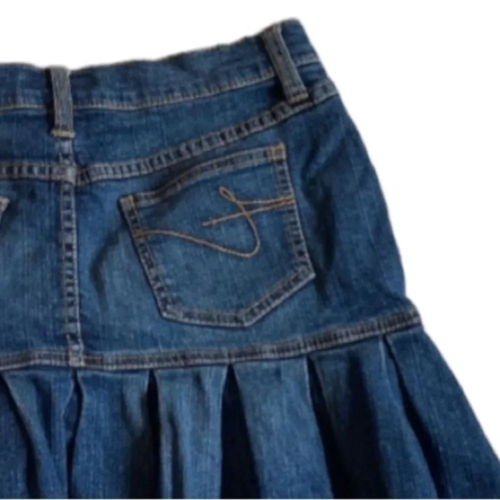 Tommy Hilfiger Denim Dark Wash Skirt Ruffle Unfinished Hem Distressed Large 13